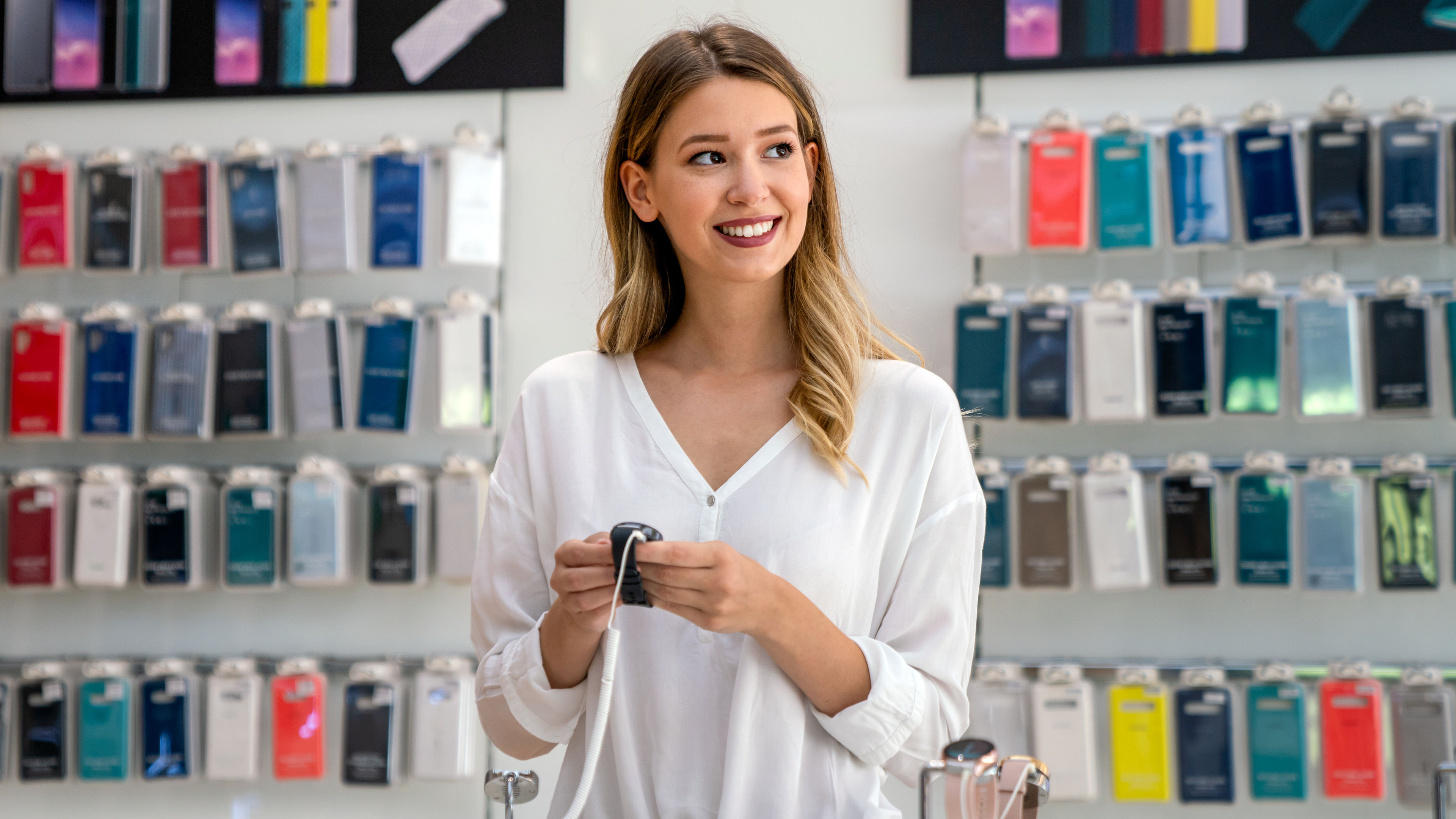 happy smiling woman shopping  