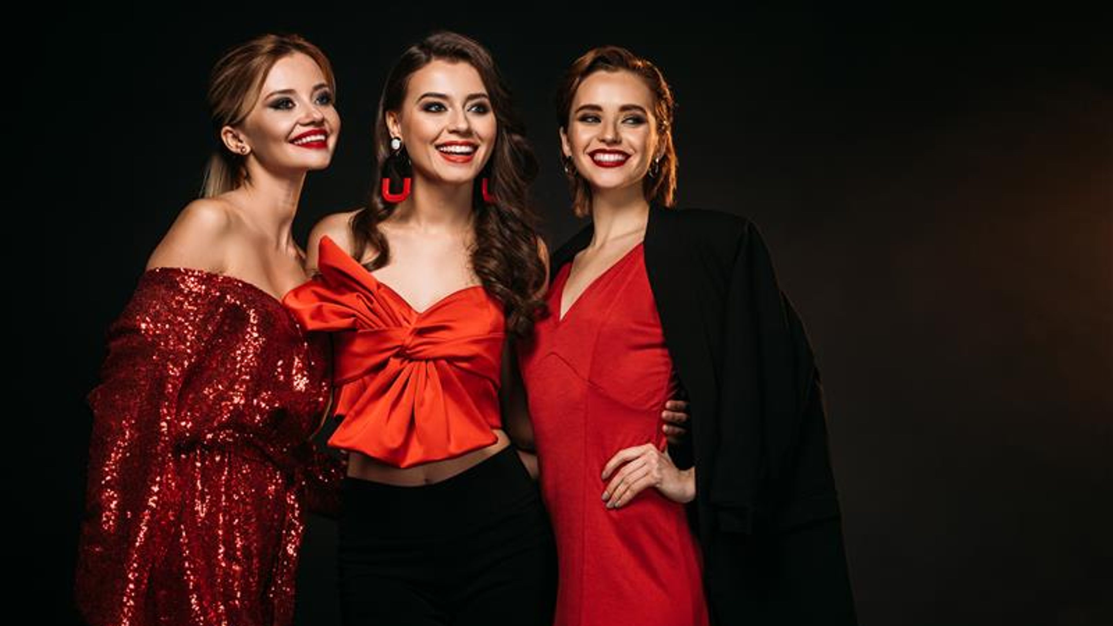 Women in a function with celebrity looks